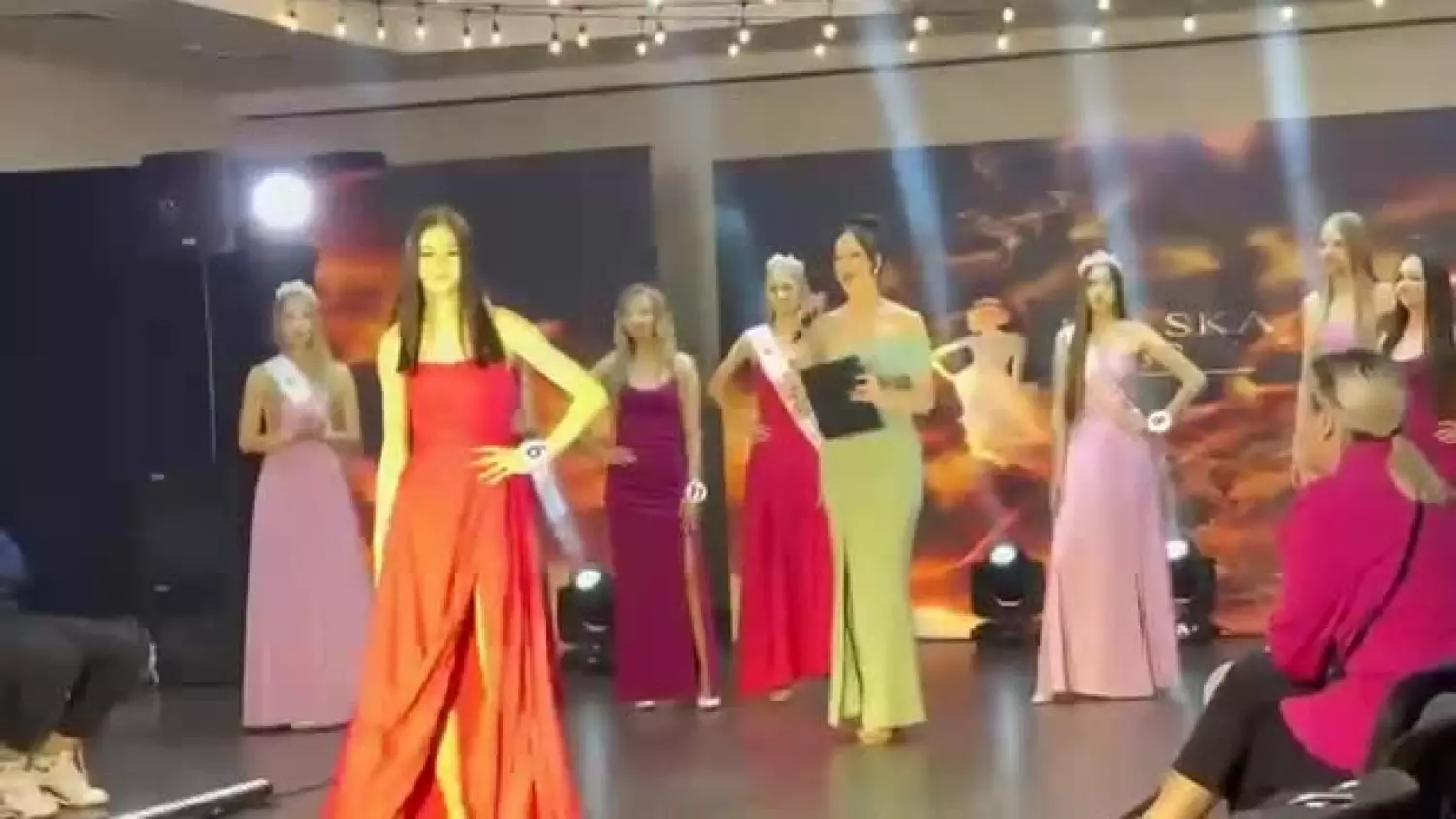 08cab0da-ada3-4c22-a102-60d747532e88.mp4