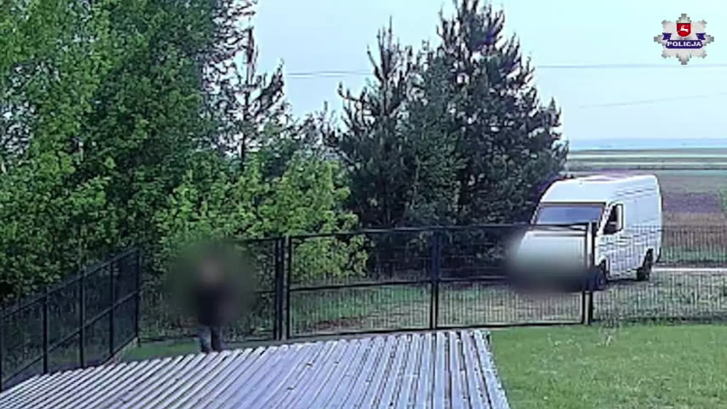 Strzelał do bażanta i zniszczył płot. Kłusownik z gminy Wohyń w rękach policji.mp4